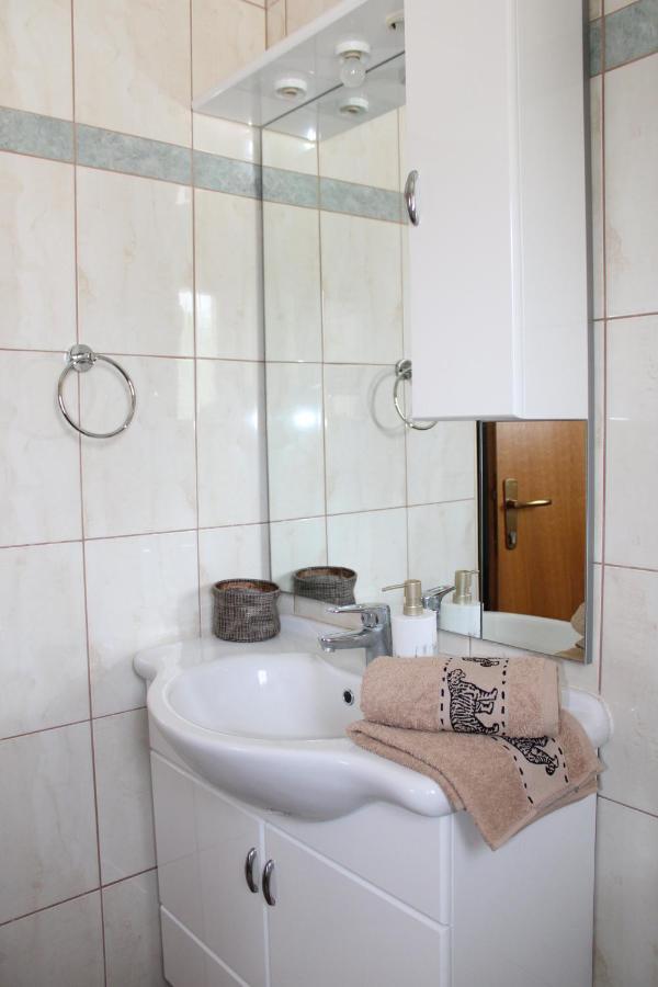 Apartment Noel Sveti Vid-Miholjice エクステリア 写真